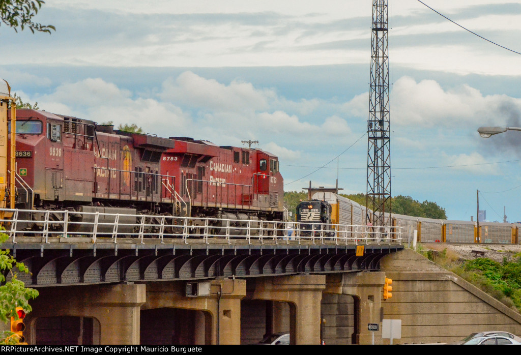 CP ES44AC & AC44CW Locomotives 